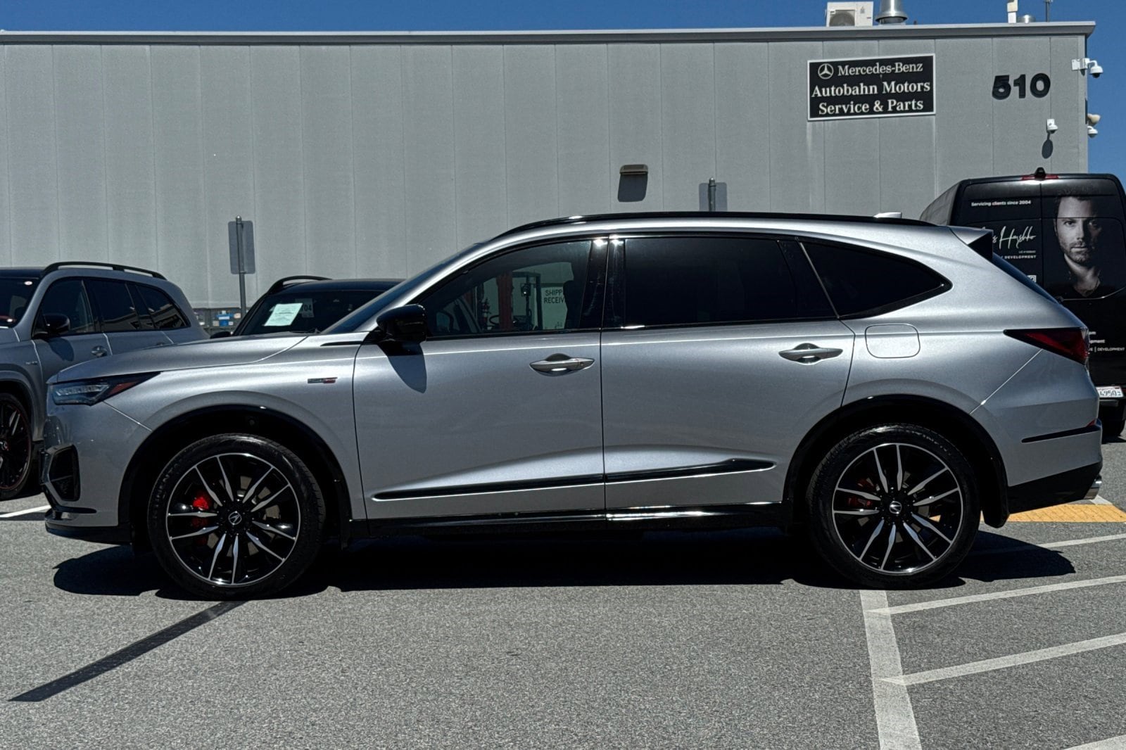 Vehicle Image 2