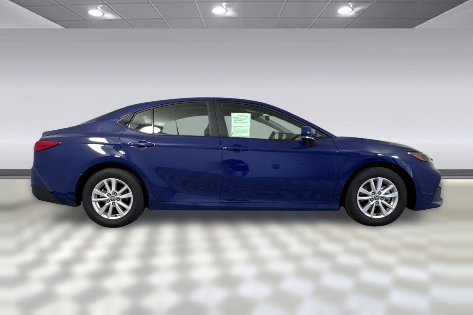 2025 Toyota Camry LE photo 3