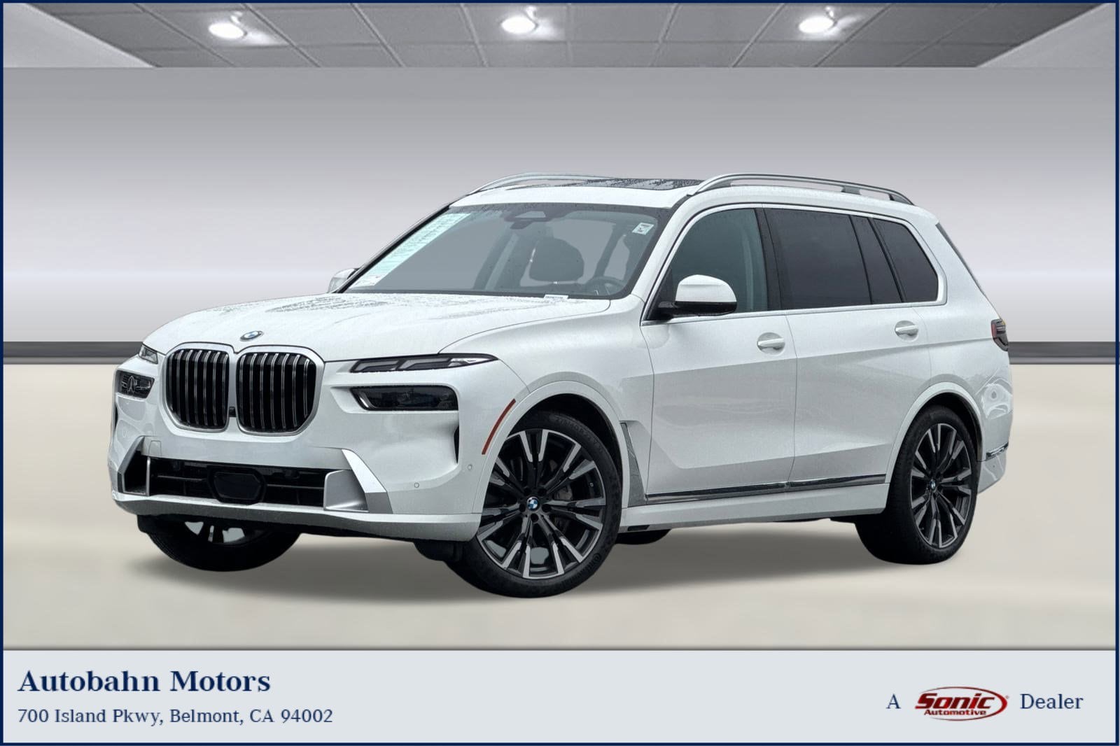 2023 BMW X7 40i's photo