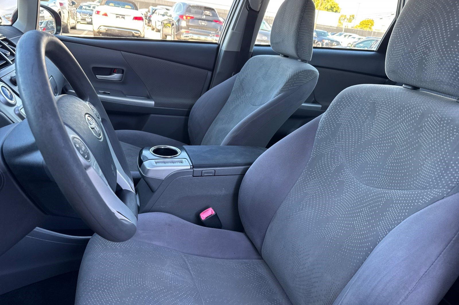 Prius V Two Wagon