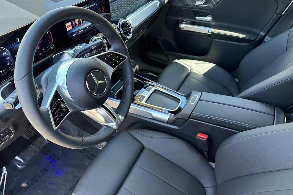 New 2026 Mercedes-Benz GLB 250 SUV