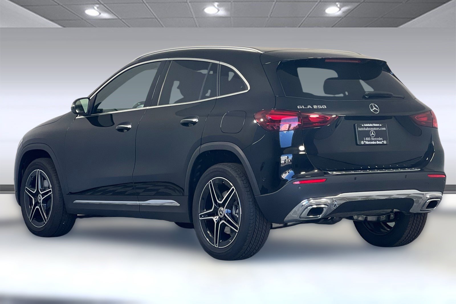 2026 Mercedes Benz GLA 250 photo 3