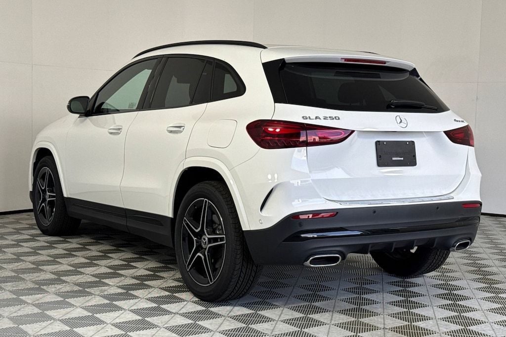 New 2025 Mercedes-Benz GLA 250 4MATIC SUV