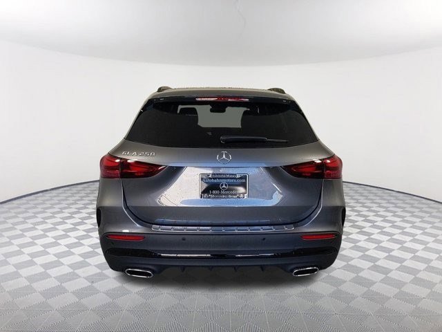 2025 Mercedes Benz GLA 250 photo 2