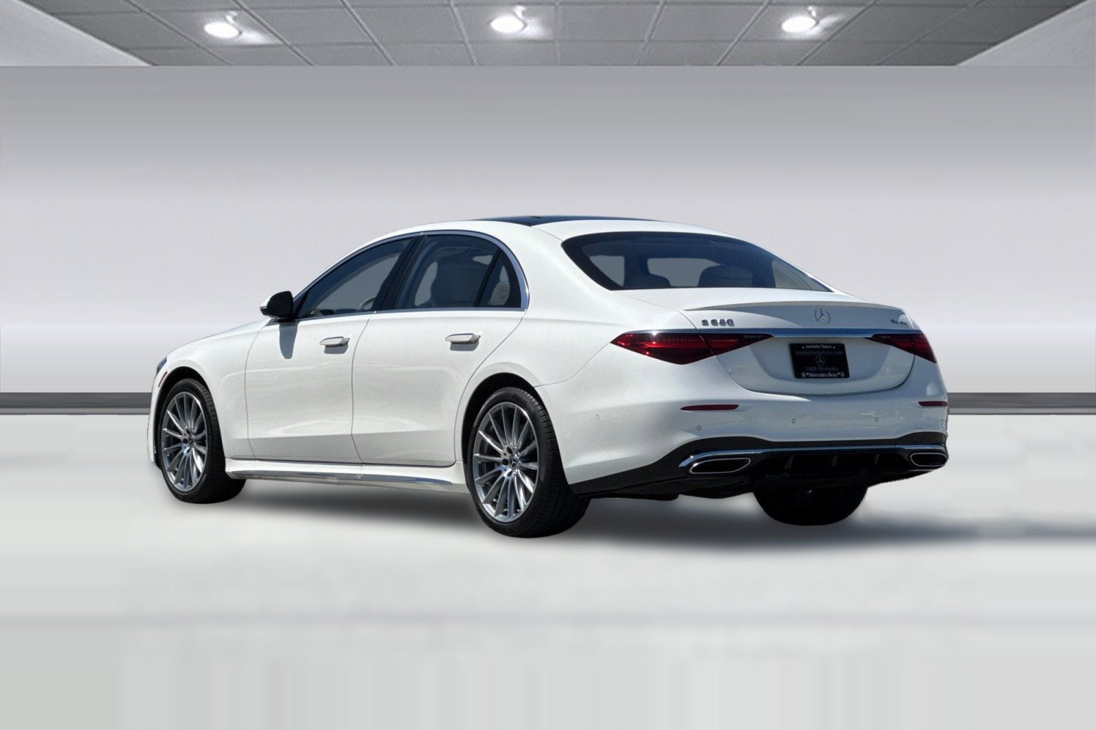 2023 Mercedes-Benz S-Class S 580 photo 2