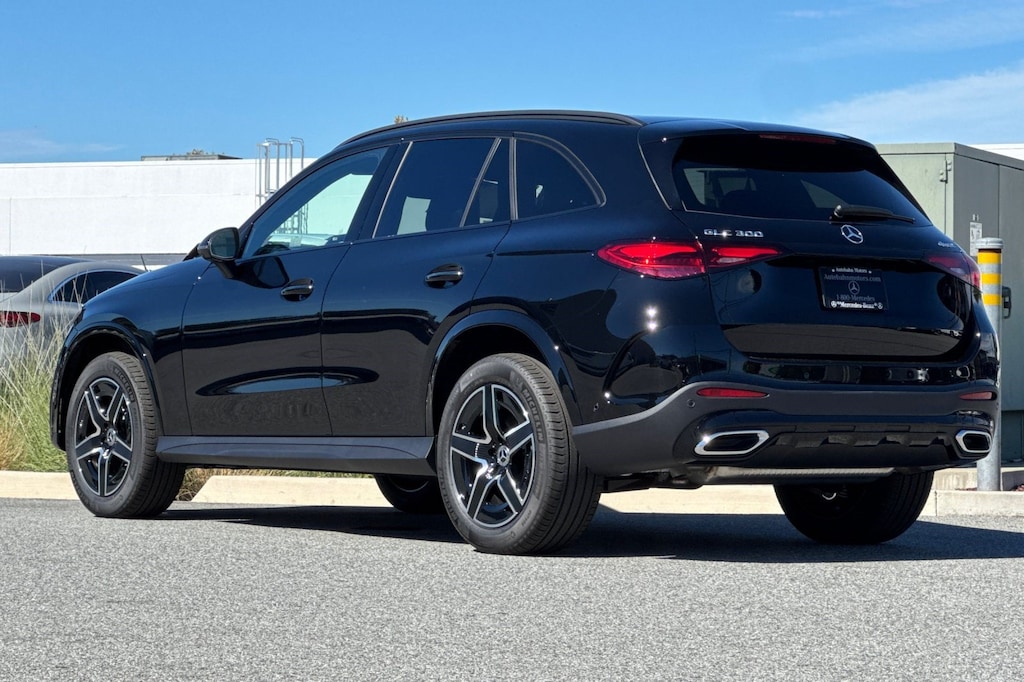New 2027 Mercedes-Benz GLC 300 4MATIC SUV