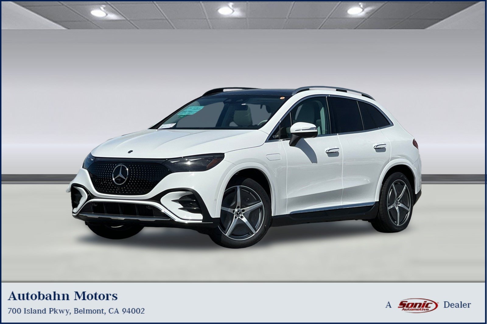 2026 Mercedes-Benz EQE SUV EQE 320+'s photo