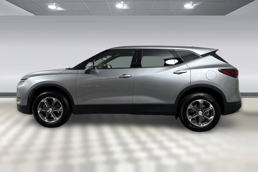Used 2025 Chevrolet Blazer LT w/2LT SUV