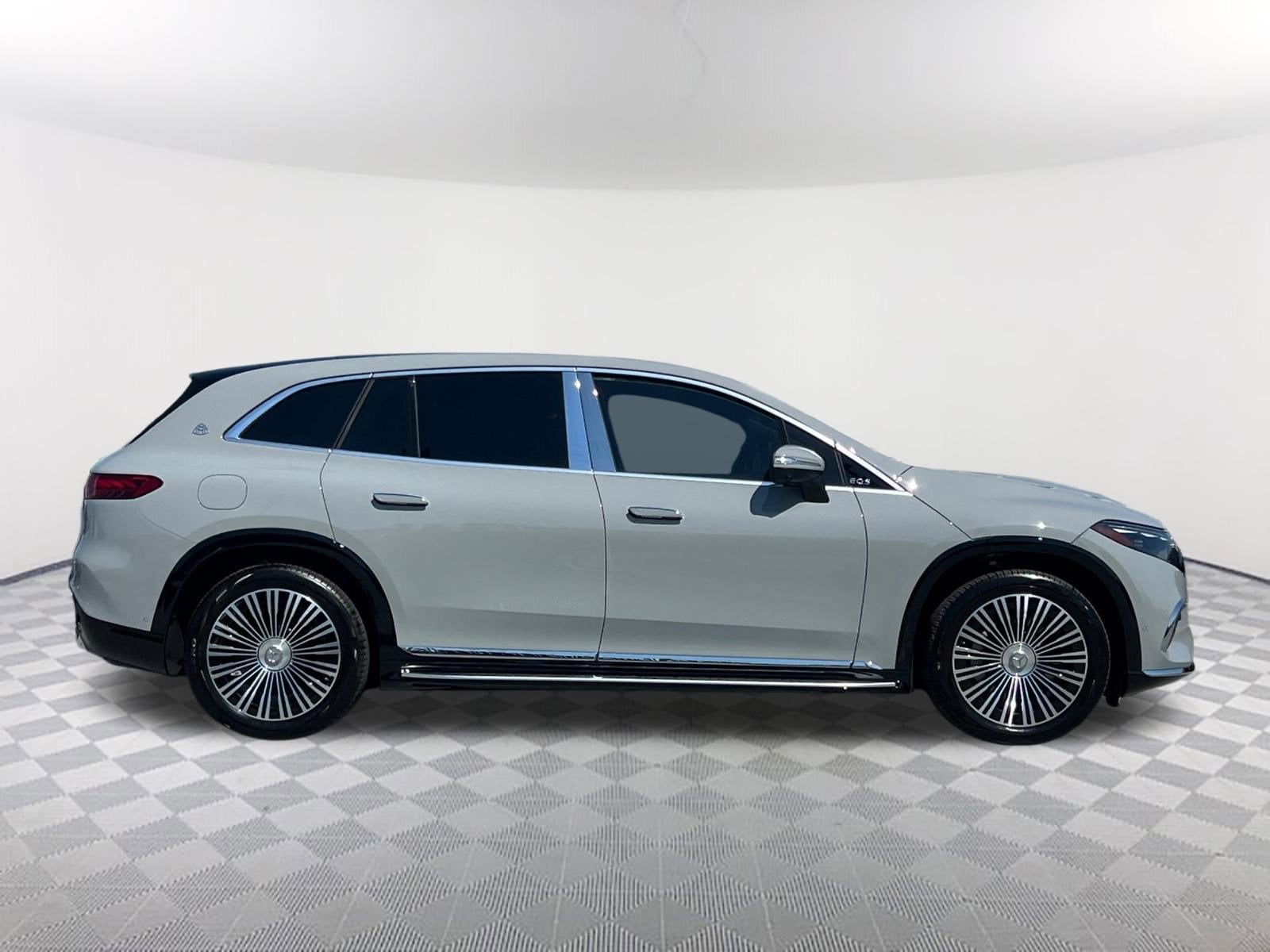 Certified 2024 Mercedes-Benz EQS SUV Base with VIN 4JGDX5FB3RA036237 for sale in Charlotte, NC