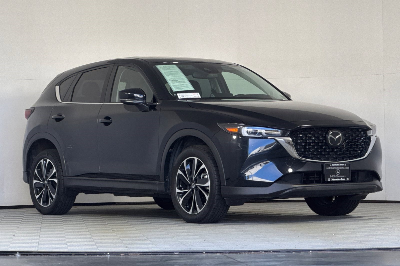 2023 Mazda CX-5 2.5 S Premium Package photo 5