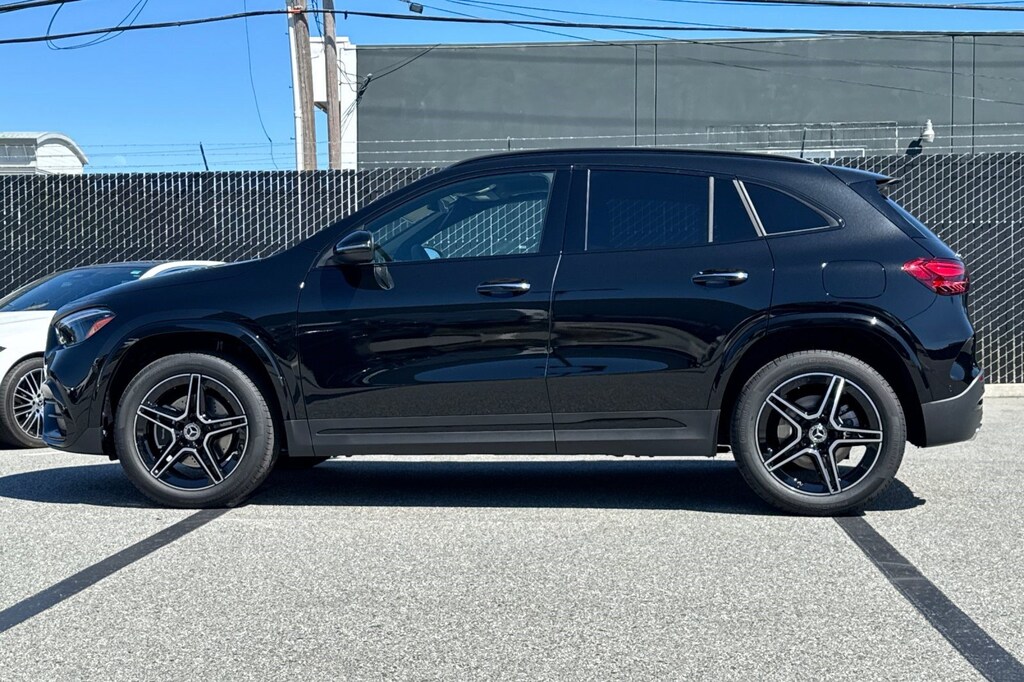New 2026 Mercedes-Benz GLA 250 4MATIC SUV
