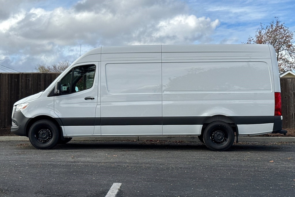 New 2026 Mercedes-Benz Sprinter 2500 High Roof 4-Cyl Diesel HO Van Cargo Van