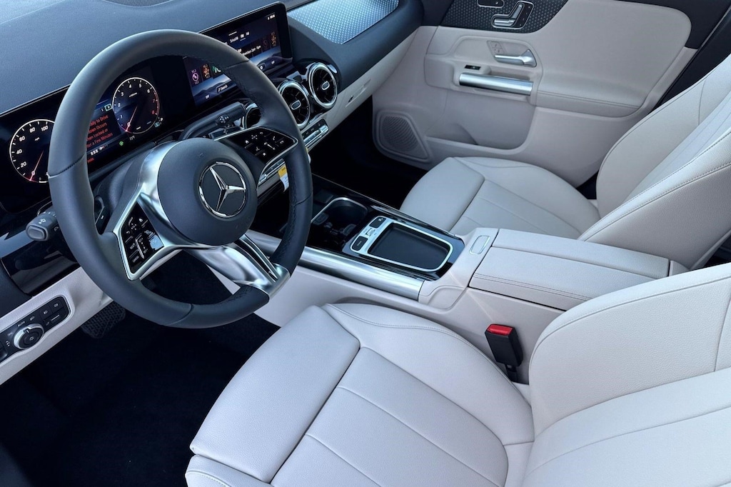 New 2026 Mercedes-Benz GLA 250 SUV