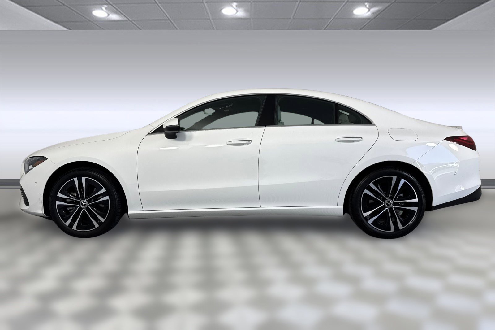 2025 Mercedes Benz CLA 250 photo 2