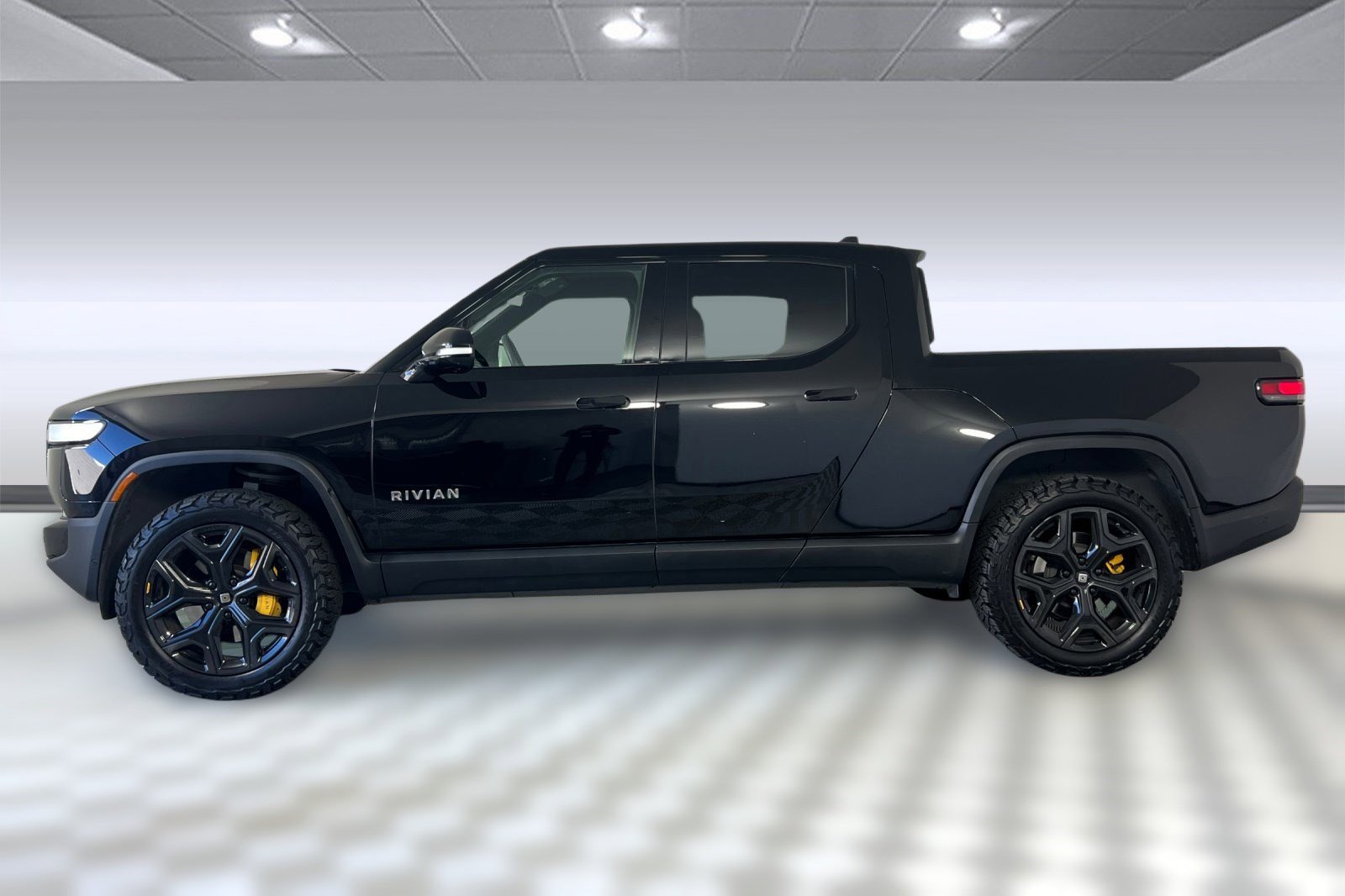 Used 2022 Rivian R1T Launch Edition with VIN 7FCTGAALXNN003242 for sale in Belmont, CA