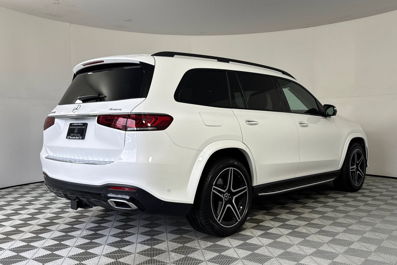 2022 Mercedes-Benz GLS 450 4MATIC photo 3