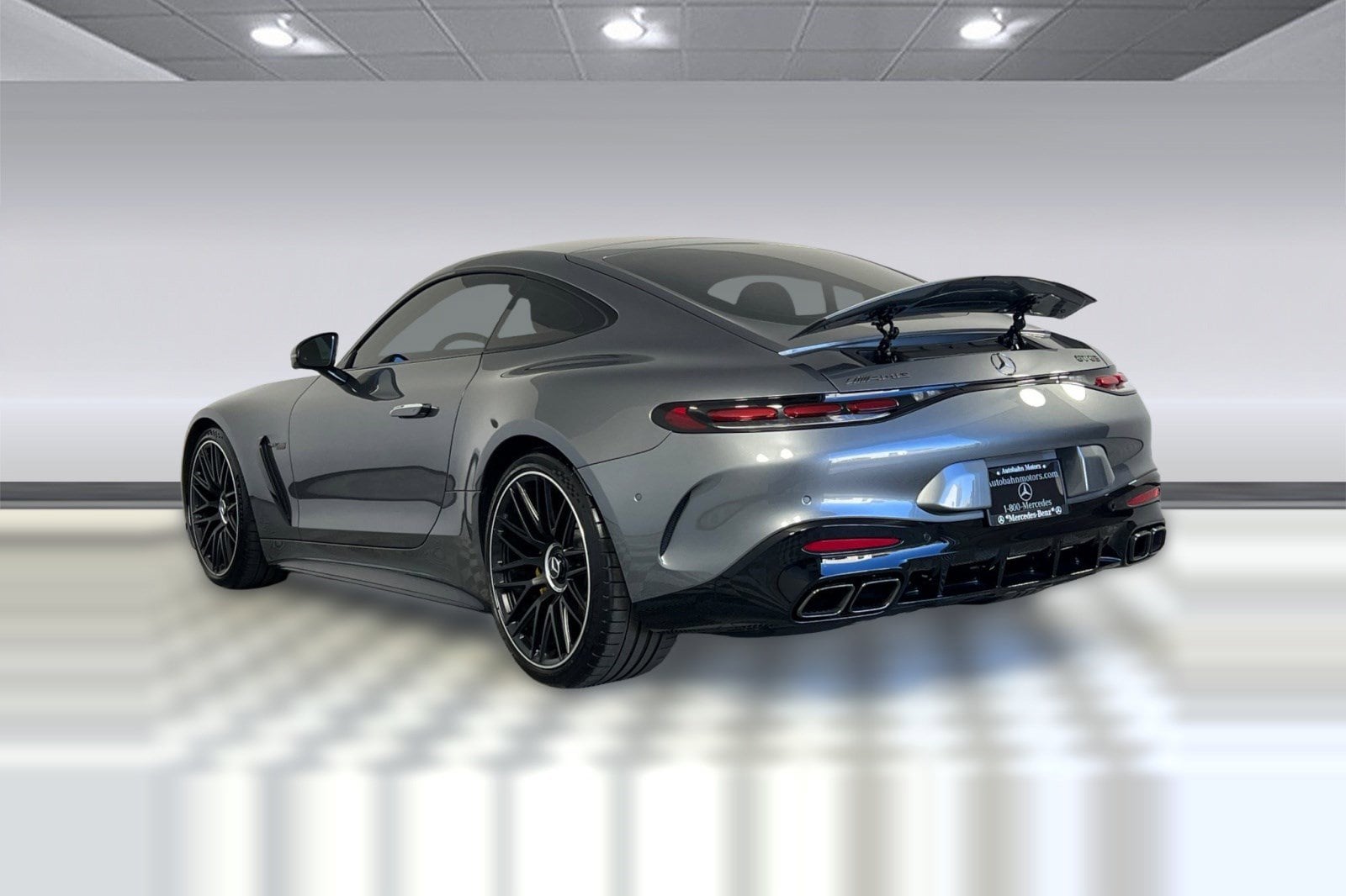 2025 Mercedes-Benz AMG GT 63 4MATIC photo 2