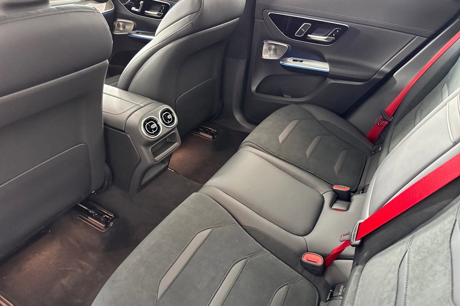 2025 Mercedes-Benz GLC AMG GLC63 S - Photo 21