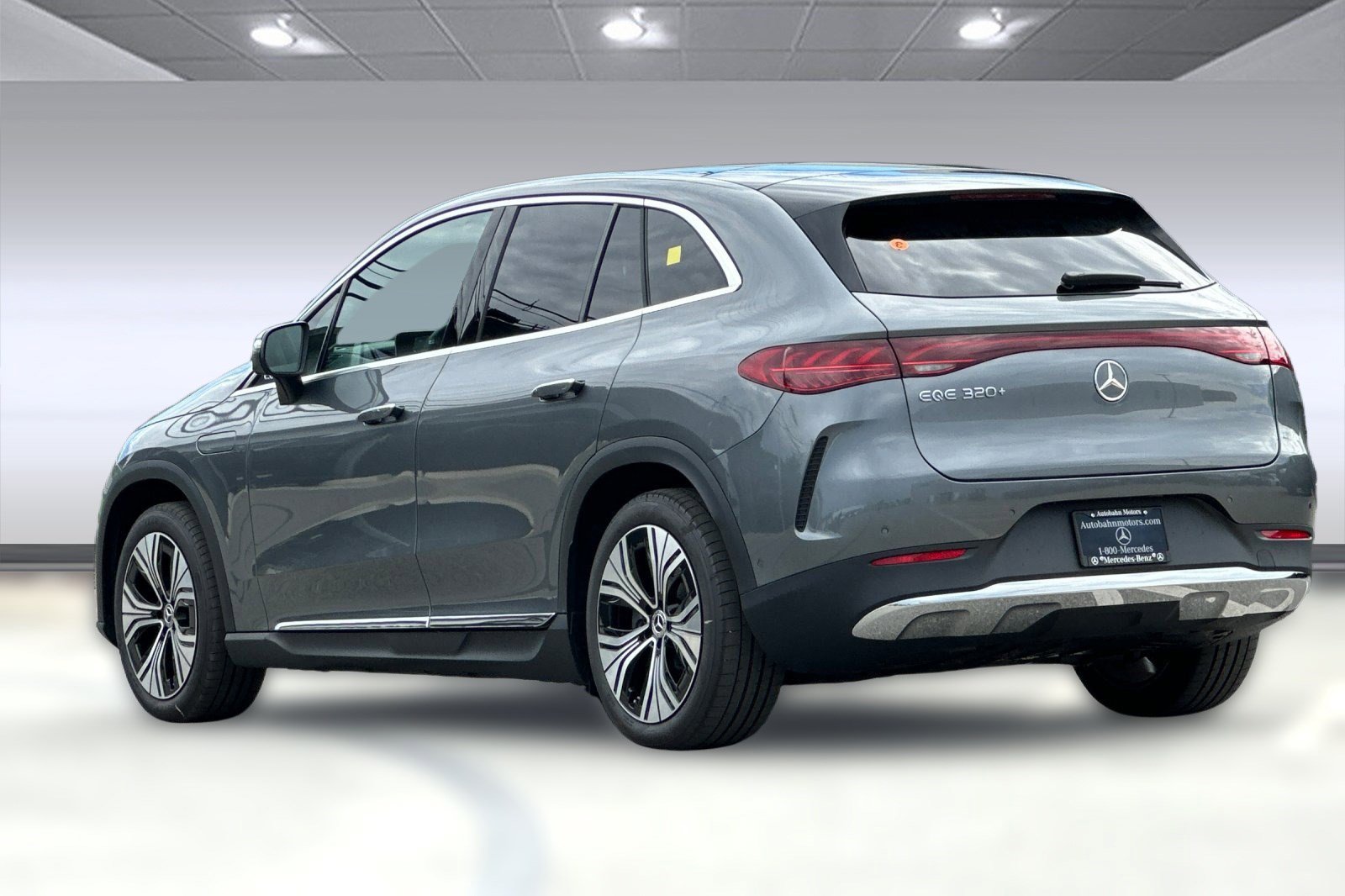 2026 Mercedes Benz EQE SUV photo 3