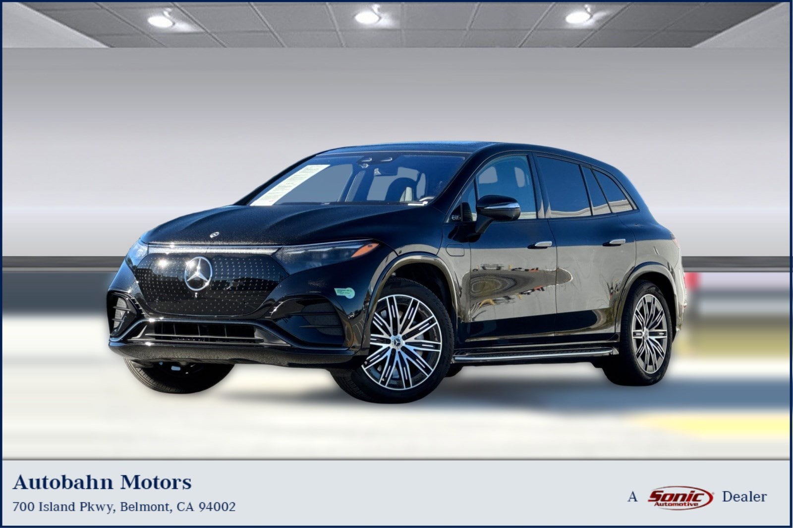 2023 Mercedes-Benz EQS SUV Base's photo