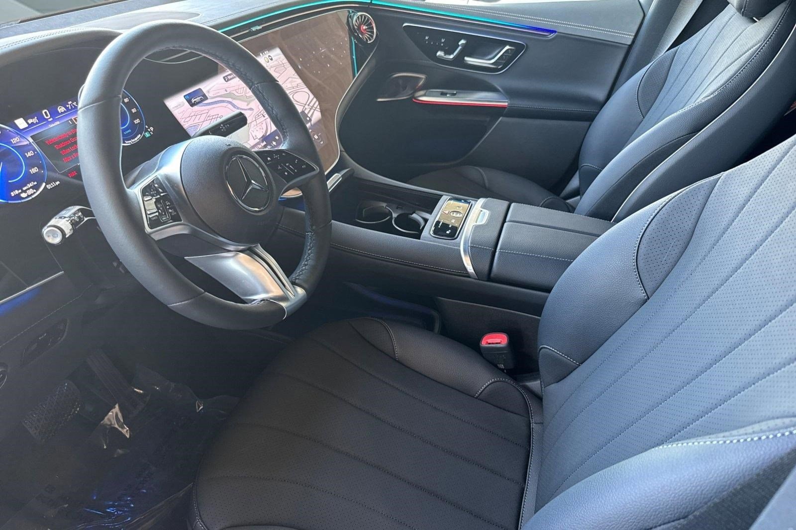 2026 Mercedes-Benz EQE 320+ photo 4