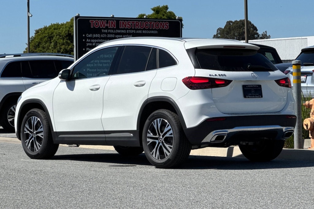 New 2026 Mercedes-Benz GLA 250 SUV