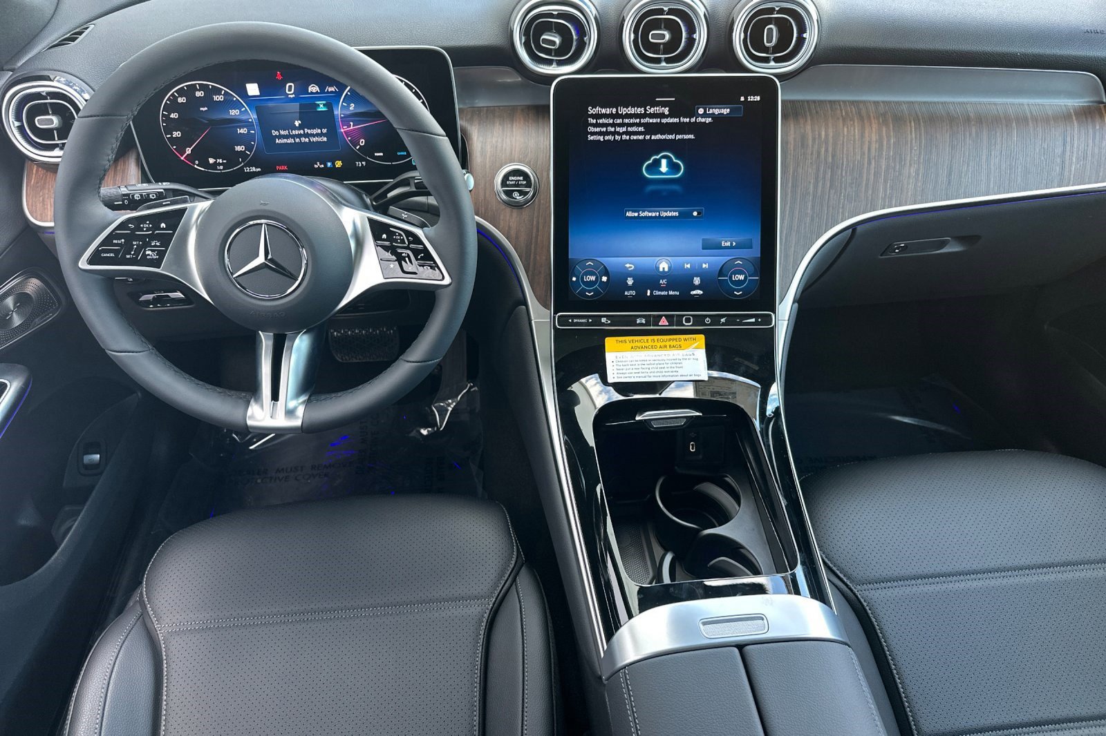 2026 Mercedes Benz GLC 300 4MATIC photo 4