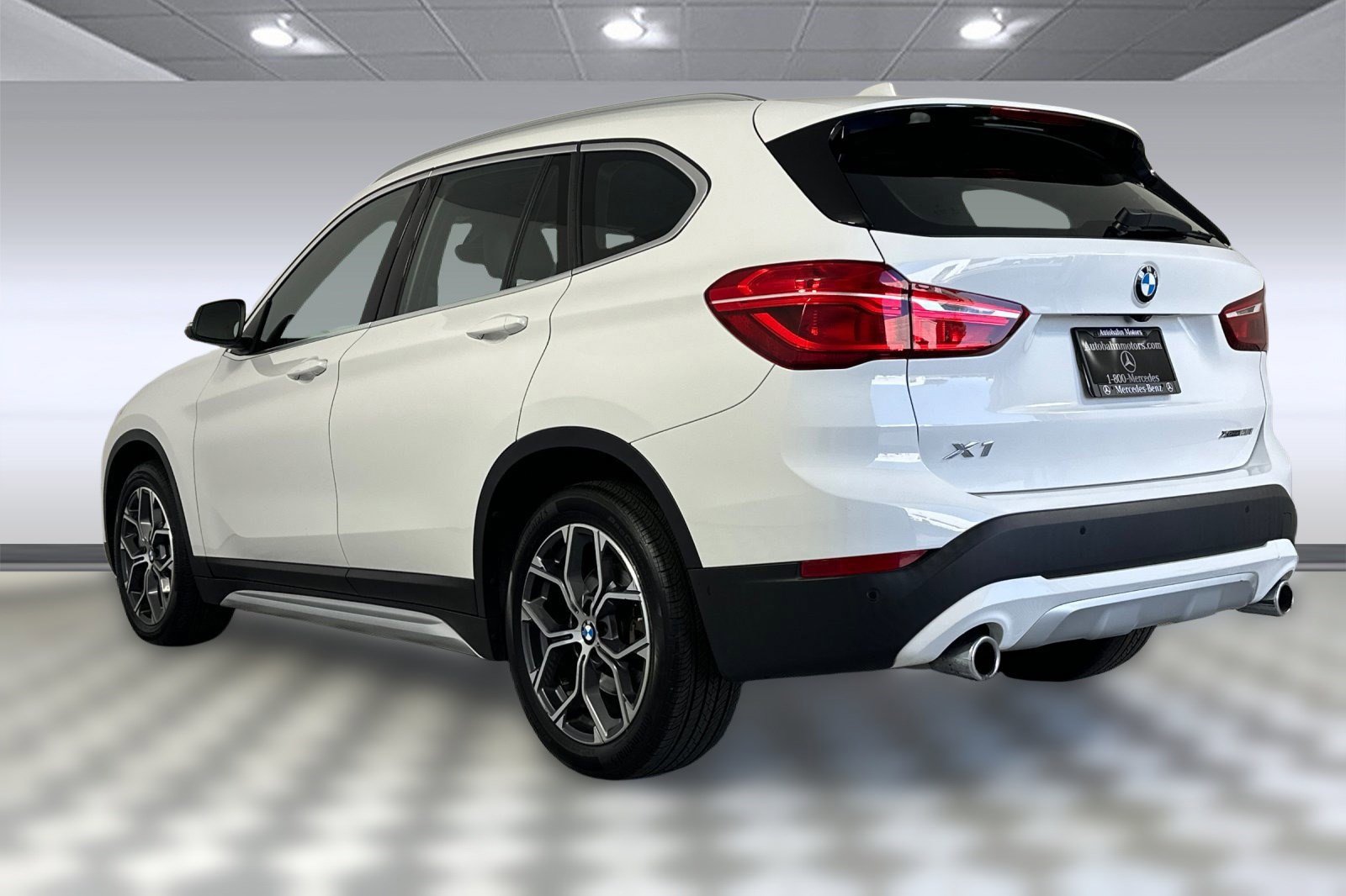 2021 Bmw X1 XDrive28i photo 2