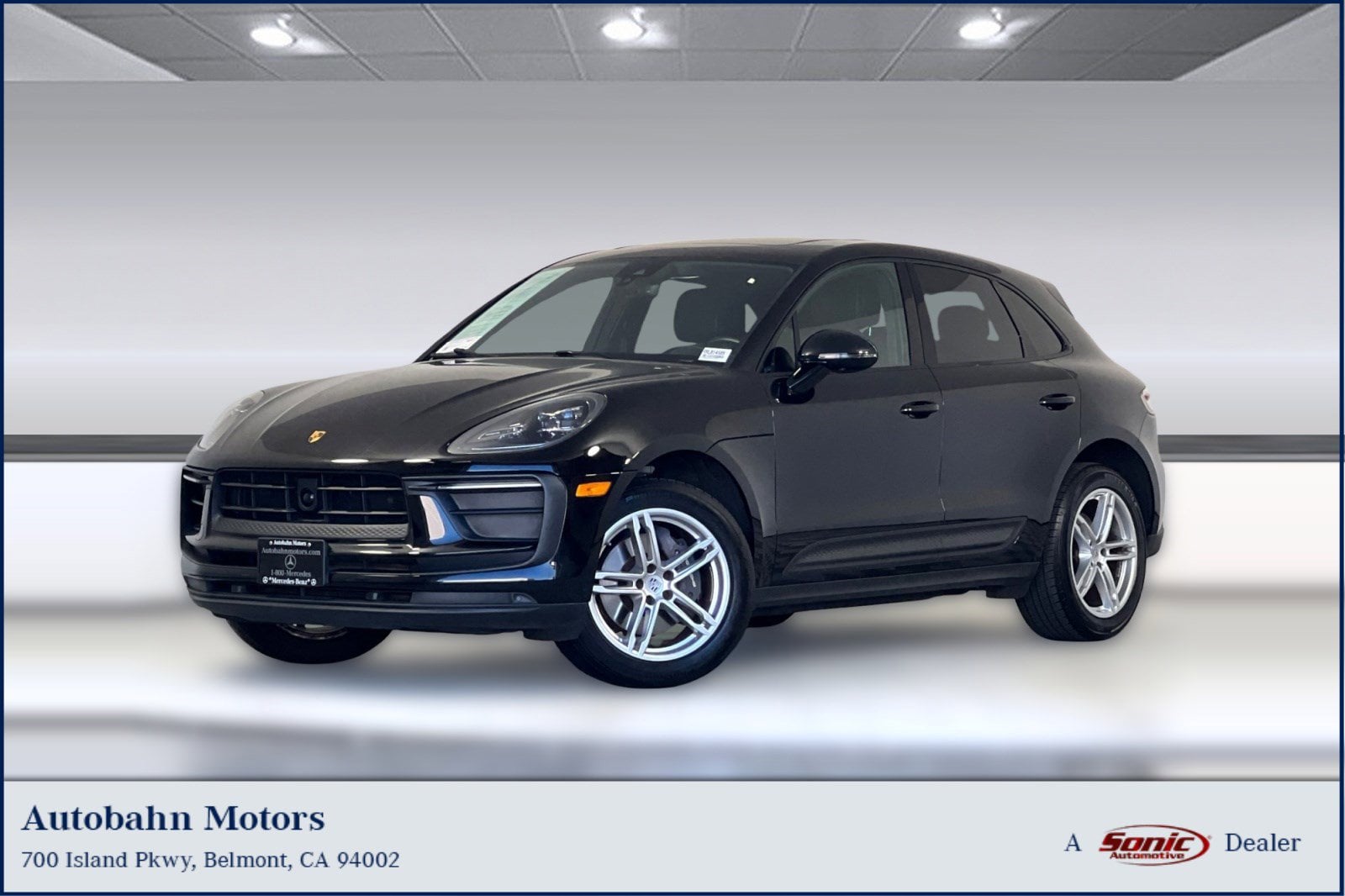 2024 Porsche Macan's photo