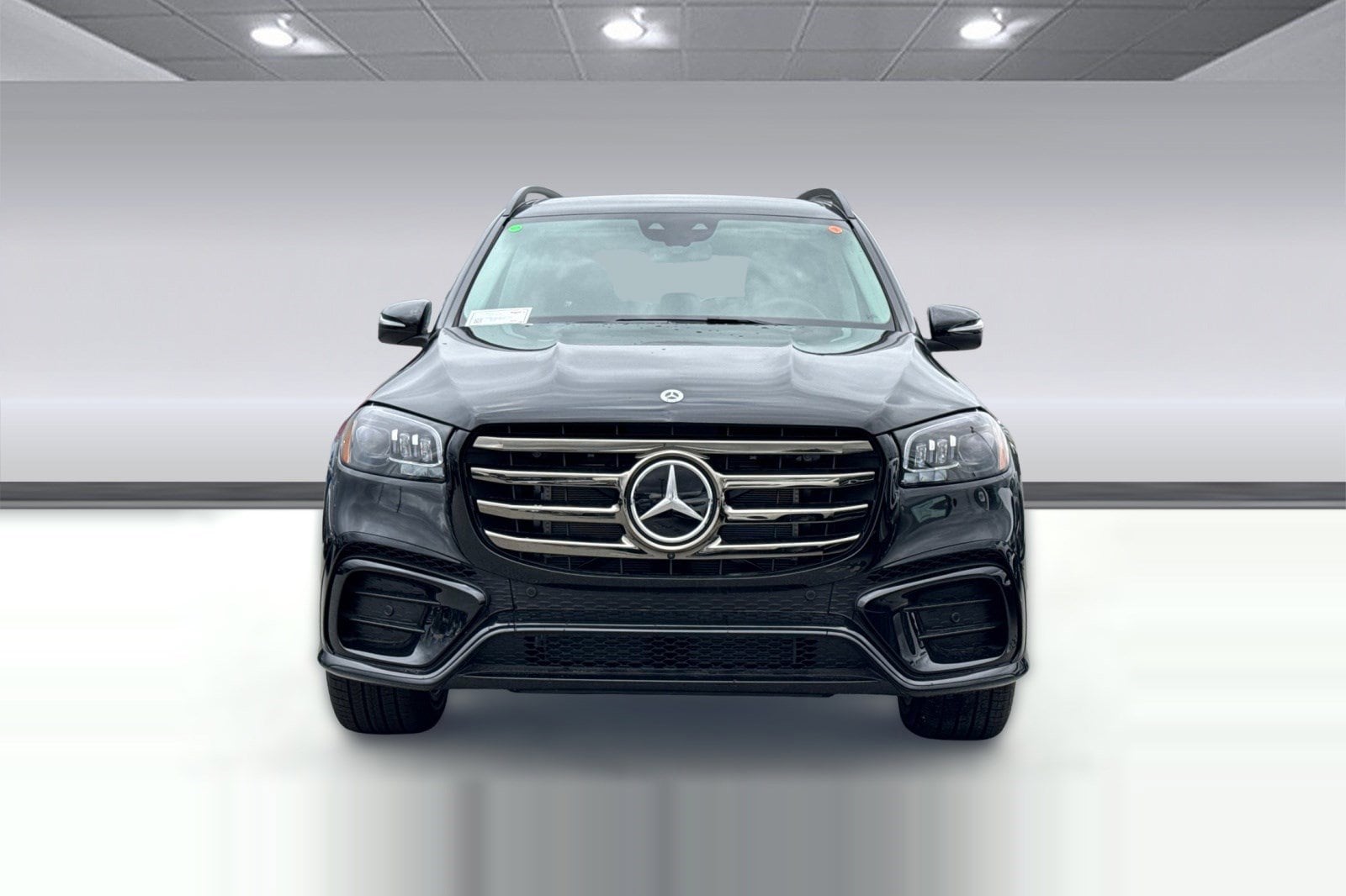 2026 Mercedes-Benz GLS 450 4MATIC photo 4