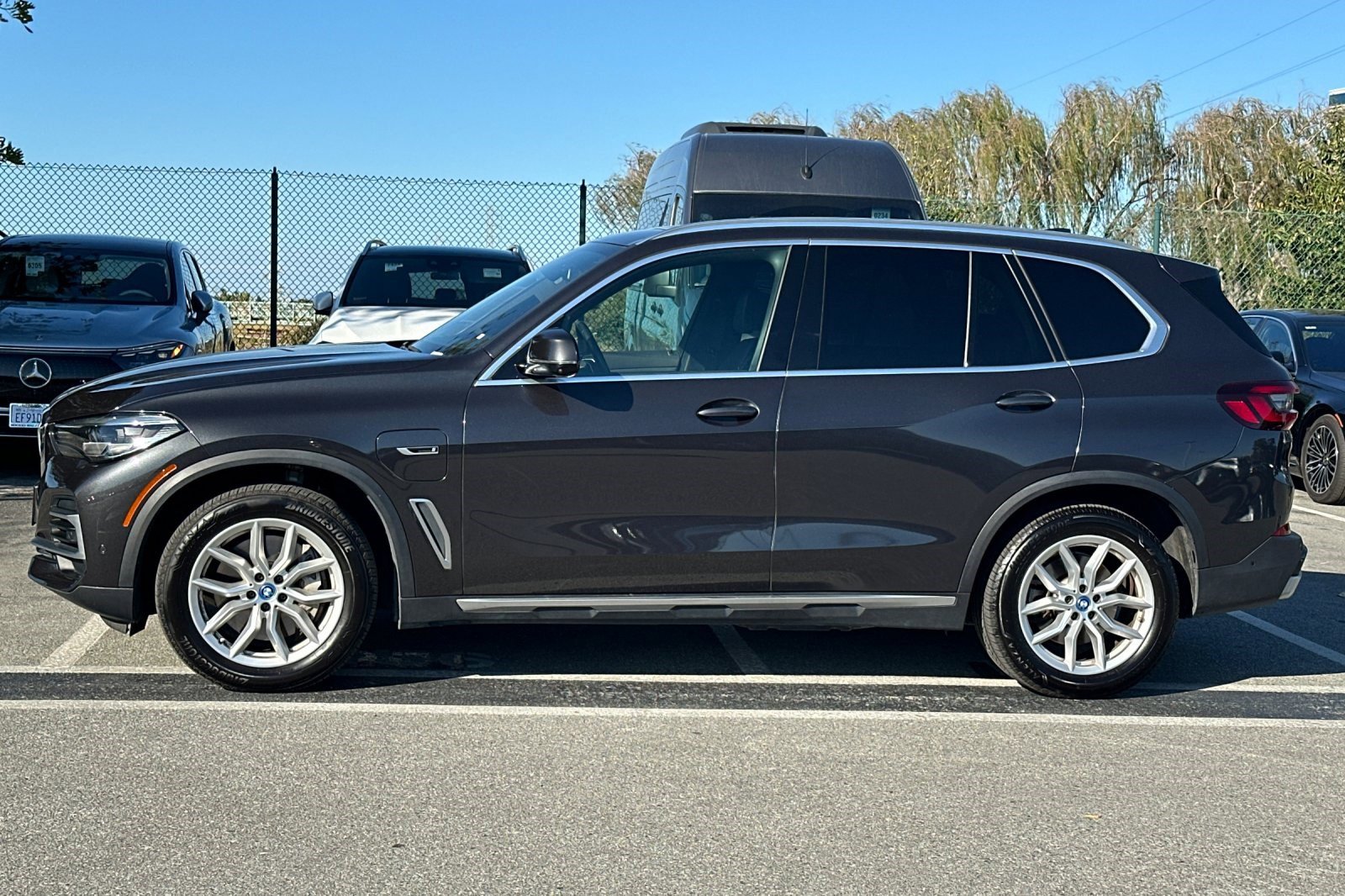 2022 Bmw X5 xDrive45e photo 2
