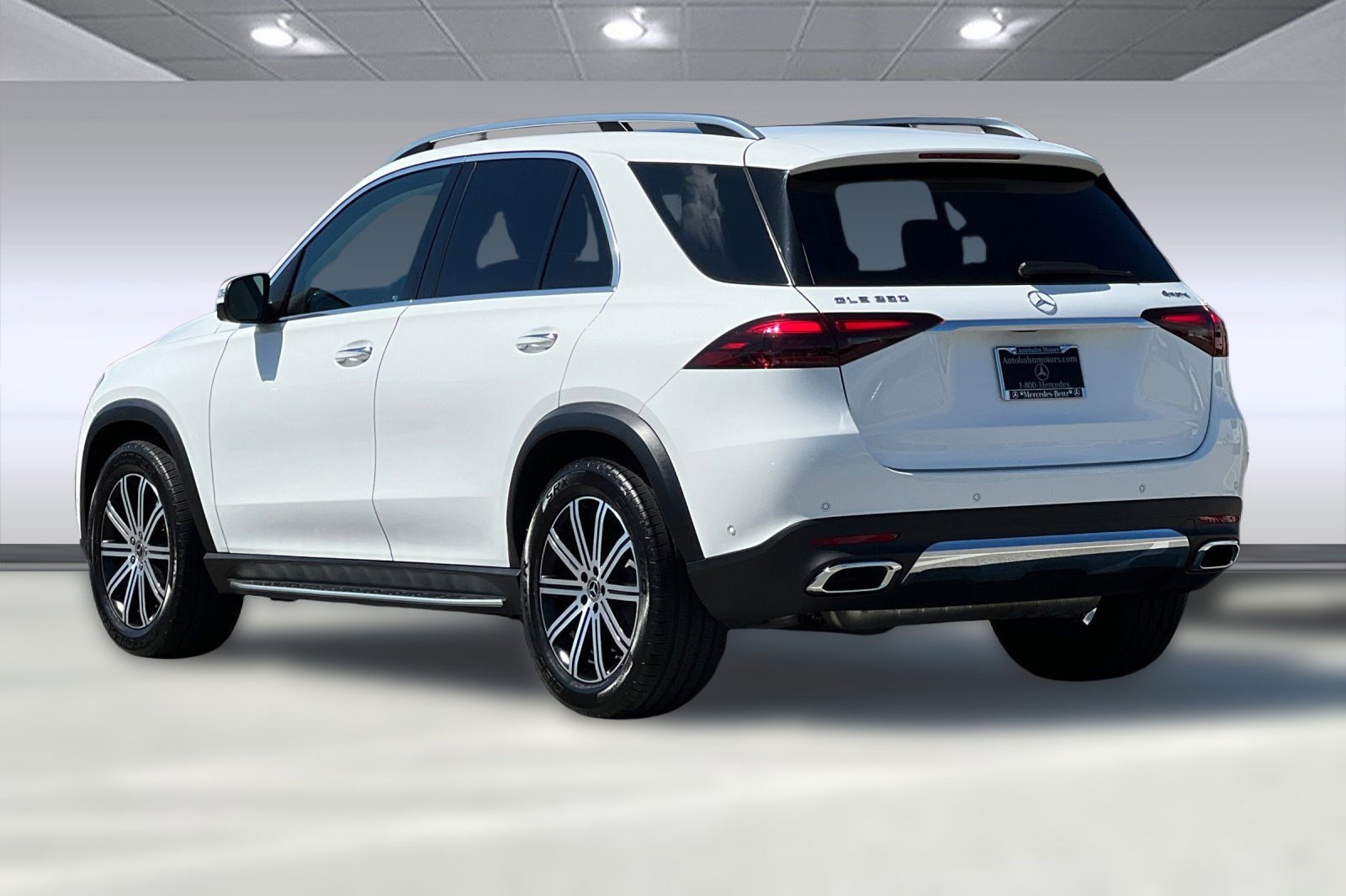 2024 Mercedes Benz GLE 350 4MATIC photo 3