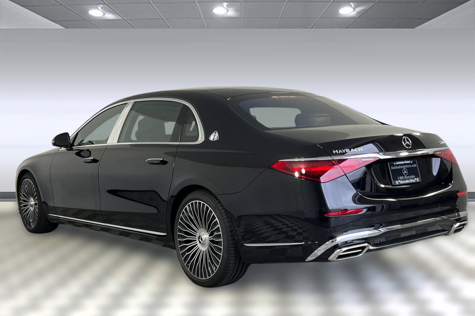 2026 Mercedes Benz S 580 4MATIC Maybach photo 3