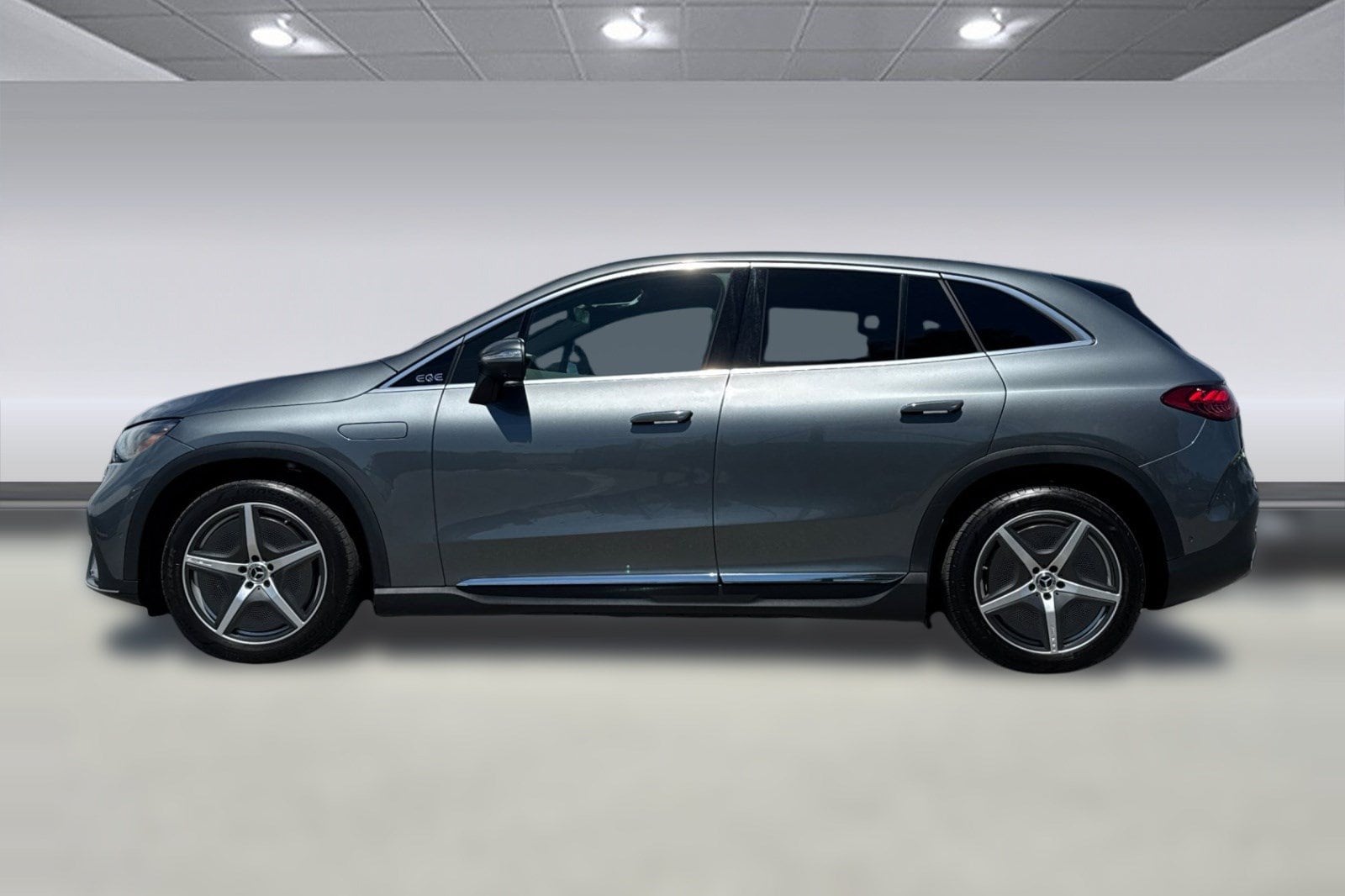 EQE 500 SUV