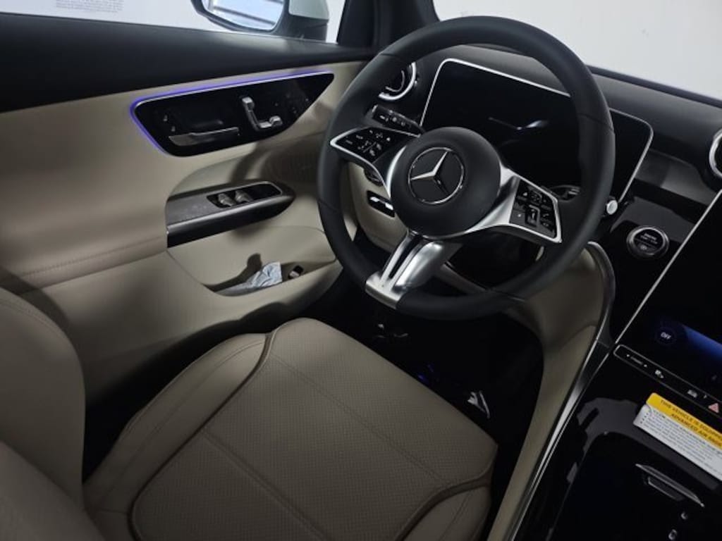 Used 2025 Mercedes-Benz GLC 300 SUV