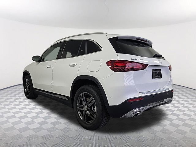 2025 Mercedes Benz GLA 250 photo 2