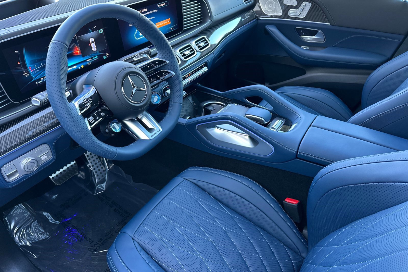 2026 Mercedes Benz GLS AMG 63 4MATIC photo 4