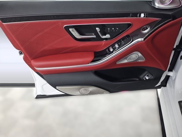 2025 Mercedes-Benz S-Class S 63 - Photo 13