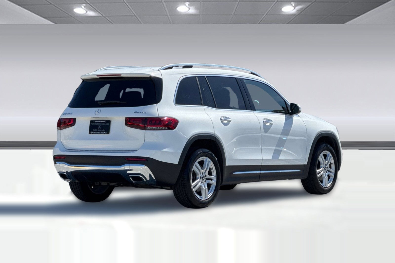 2021 Mercedes-Benz GLB 250 4MATIC photo 3