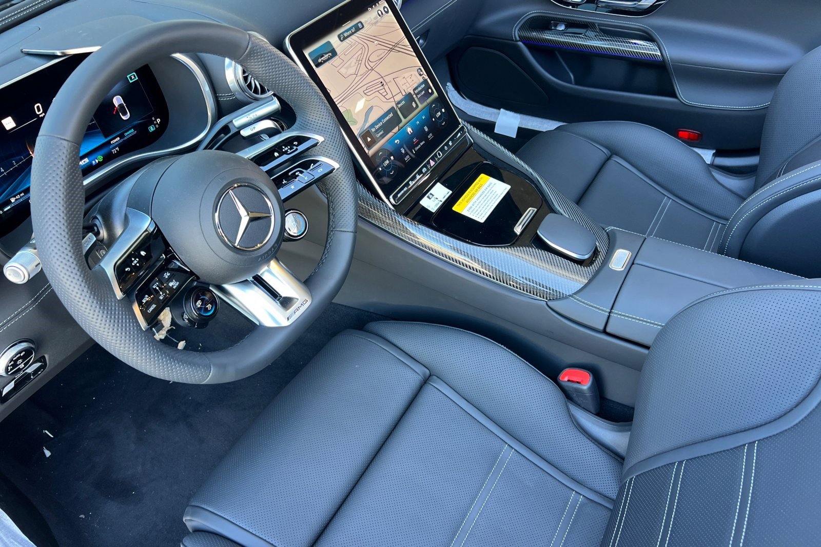 2025 Mercedes Benz SL AMG 43 photo 4