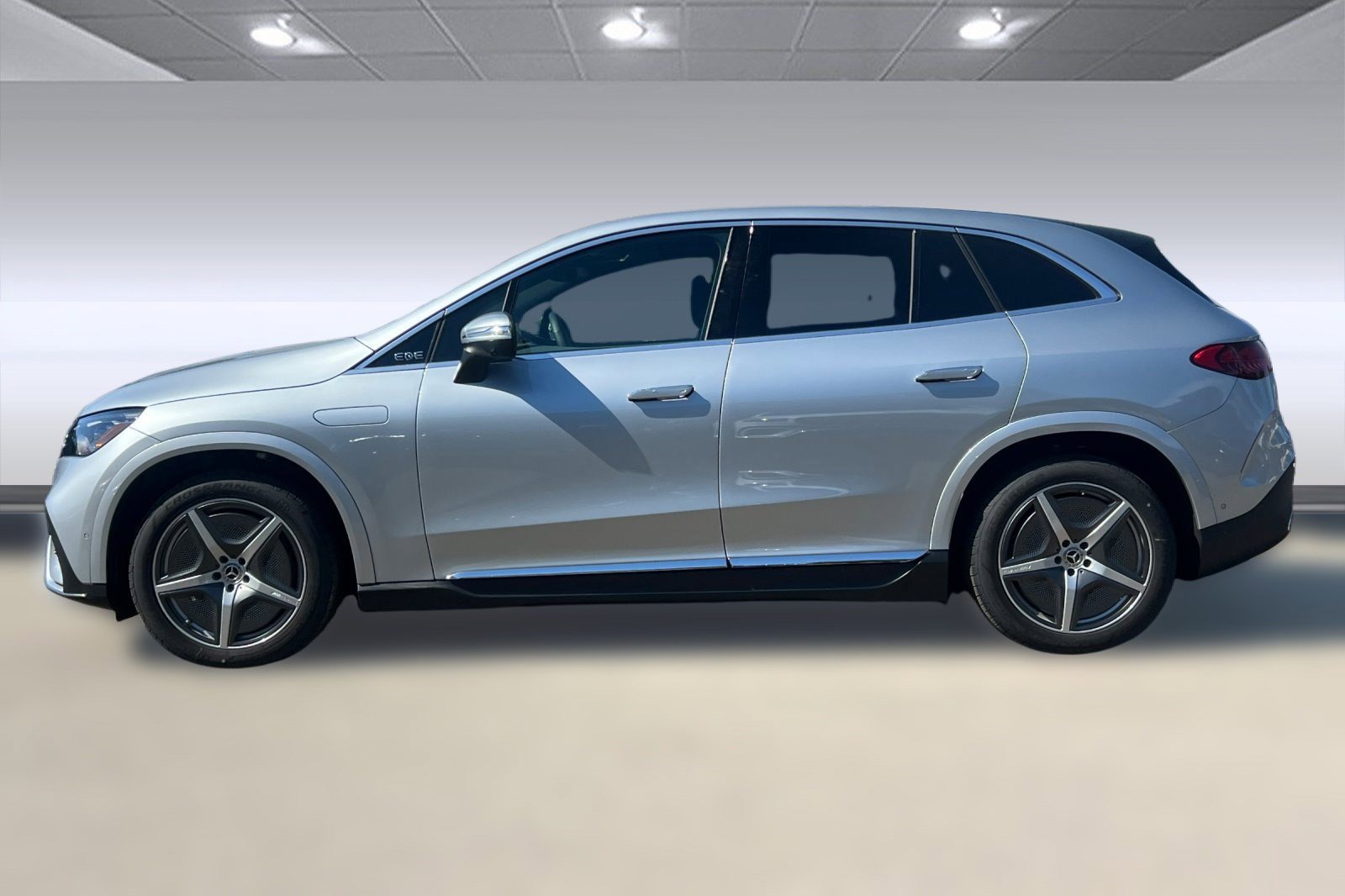 2026 Mercedes Benz EQE SUV 4MATIC photo 2