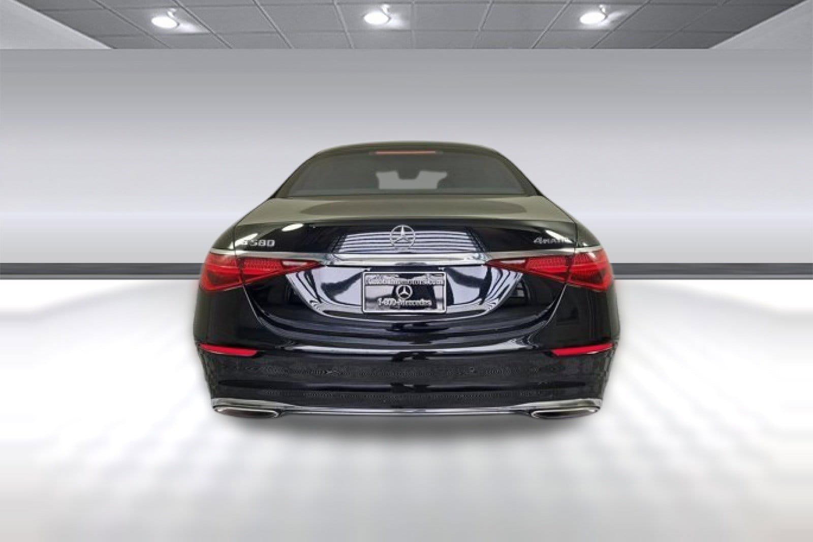 2024 Mercedes-Benz S-Class S 580 4MATIC photo 3