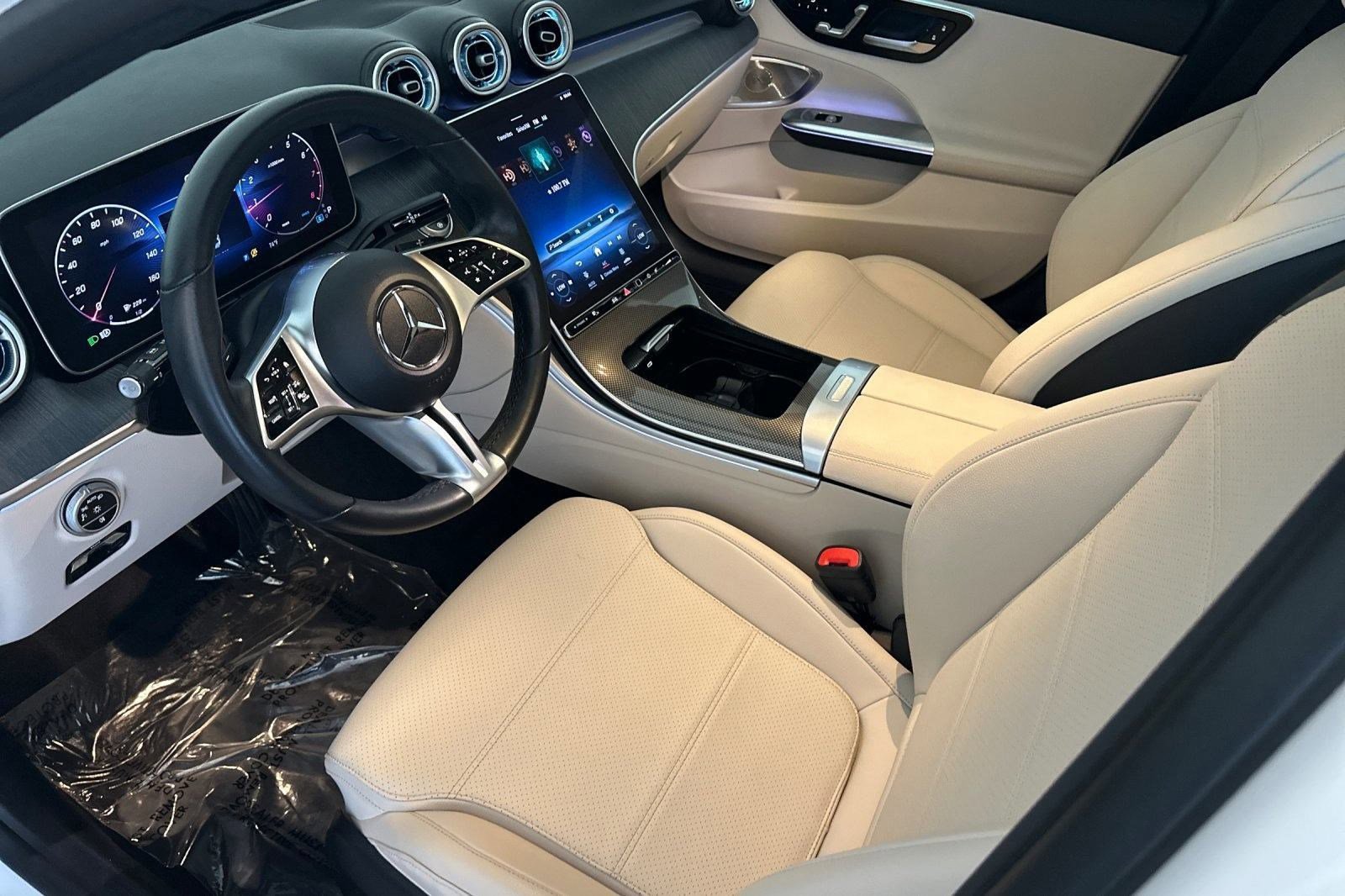 2023 Mercedes Benz C 300 Sedan photo 4