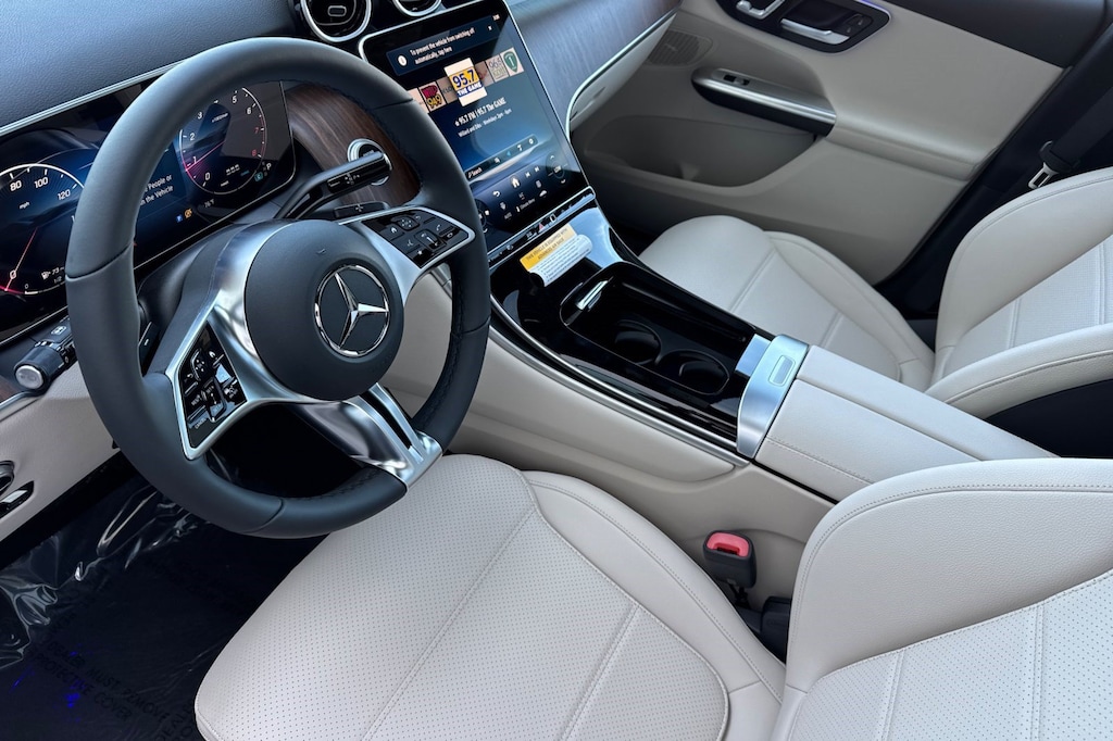 New 2027 Mercedes-Benz GLC 300 4MATIC SUV