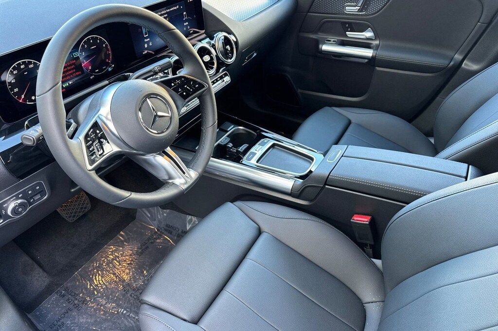 New 2026 Mercedes-Benz GLA 250 SUV