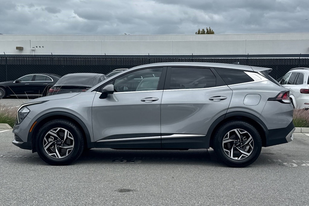 Used 2023 Kia Sportage LX SUV