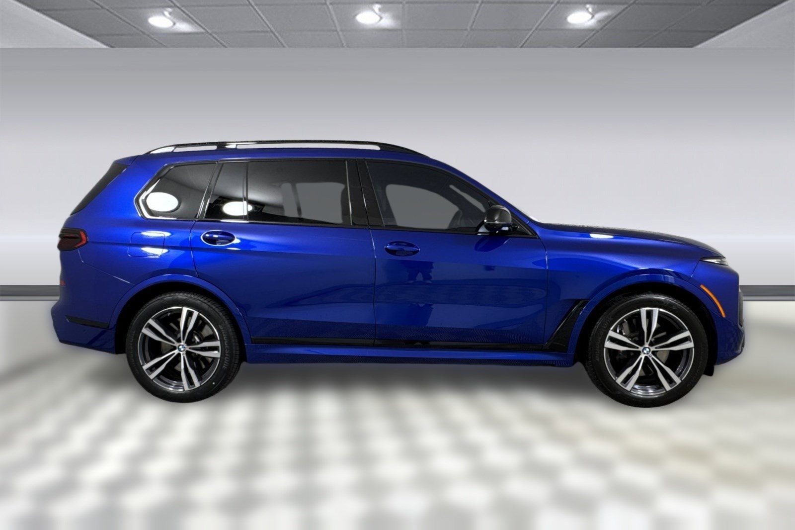 2025 BMW X7 M60i photo 6