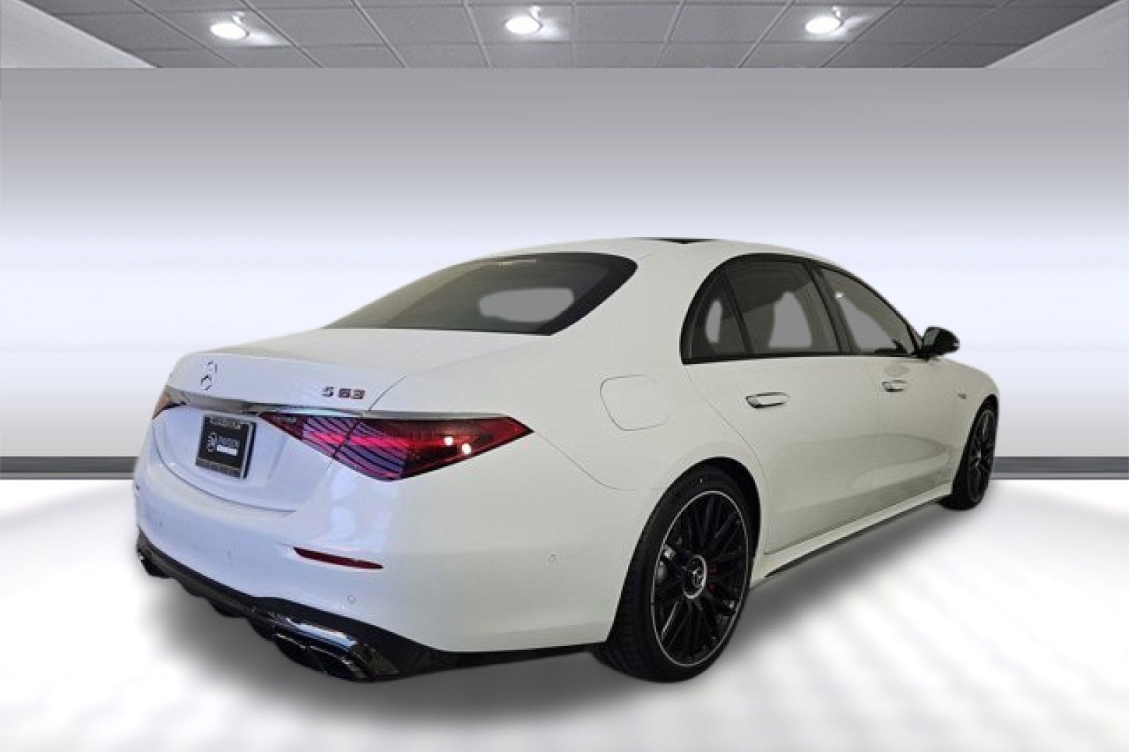 2025 Mercedes-Benz S-Class S 63 - Photo 9