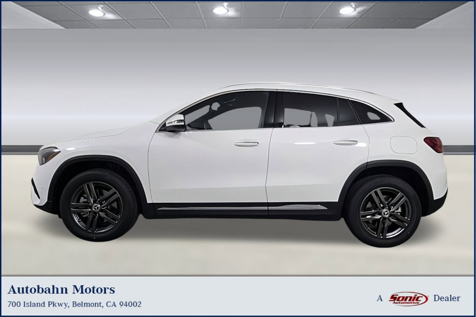 2025 Mercedes Benz GLA 250 photo 2