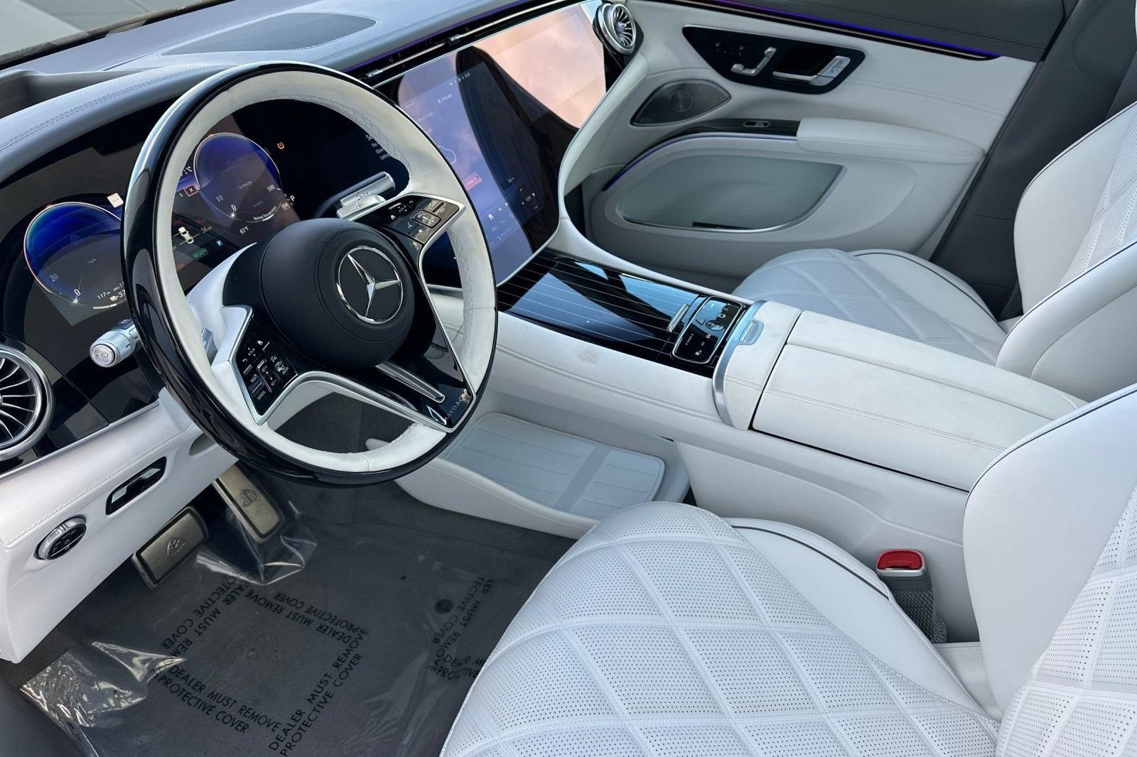 2025 Mercedes Benz EQS SUV Maybach 680 4MATIC photo 4